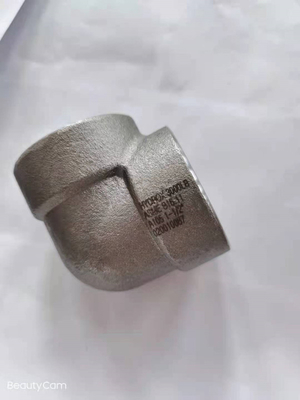 Égal de commutateur de montage de tuyau d'acier de la classe 3000LB coude ASME B16.11 de 90 degrés